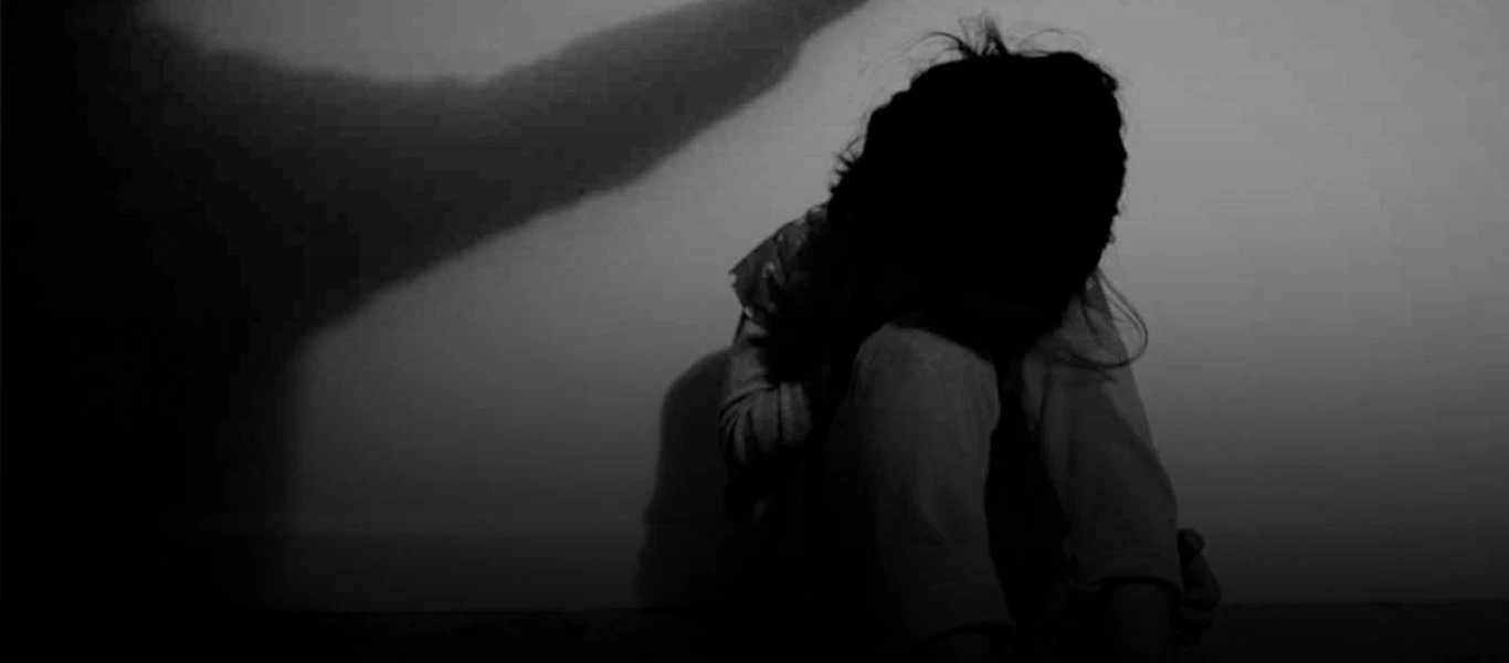 Πακιστανός κλώτσησε γυναίκα στο στήθος επειδή χόρευε με «ντροπιαστικό τρόπο» (βίντεο)